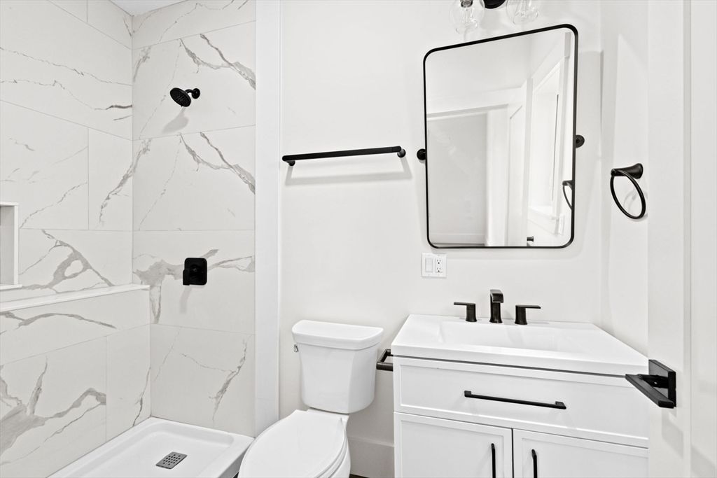 Bathroom, Interior, Marble Walls