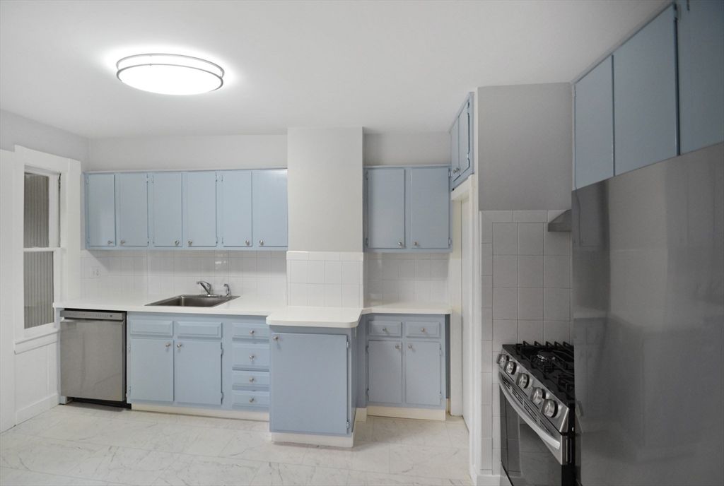 Interior, Kitchen, Marble, Stainless Steel Appliances