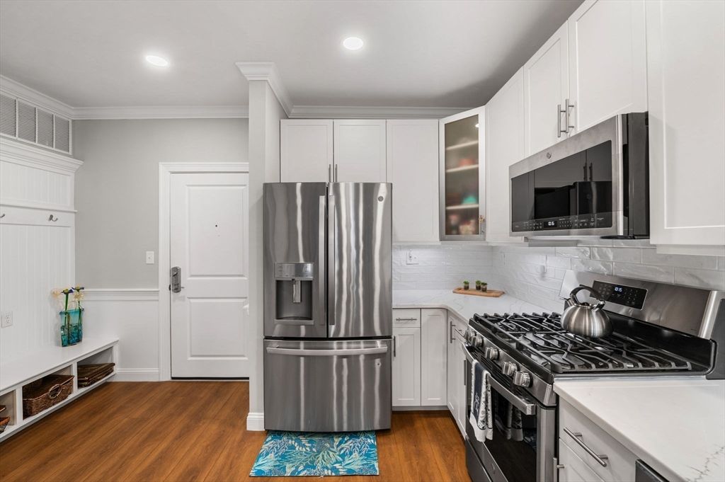 Interior, Kitchen, Recessed Lighting, Stainless Steel Appliances, Wood Texture Flooring