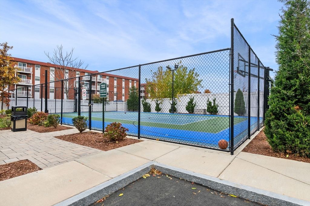 Exterior, Tennis Courts