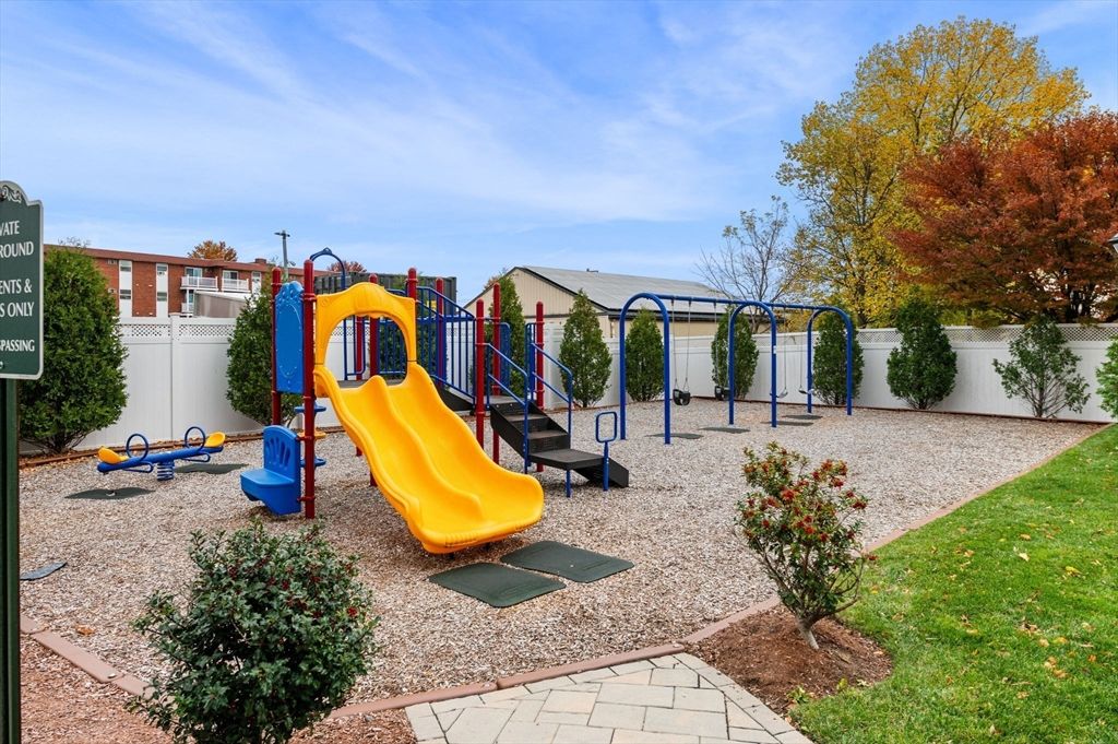 Backyard, Exterior, Playground
