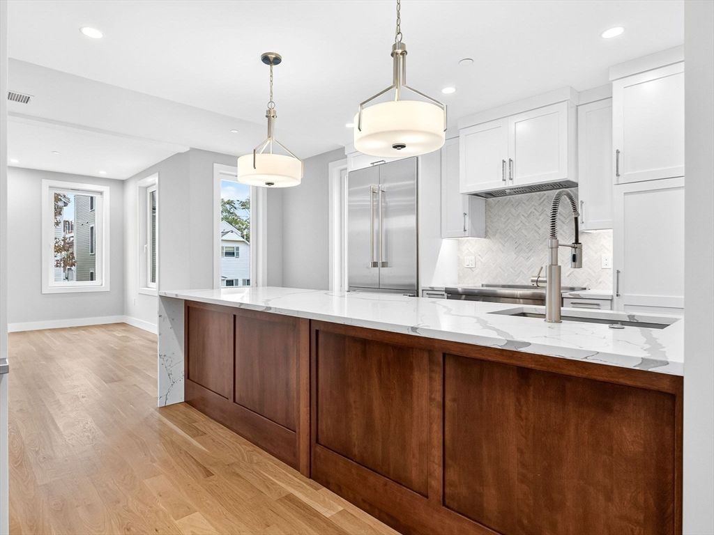 Interior, Kitchen, Pendant Lights, Recessed Lighting, Wood Texture Flooring
