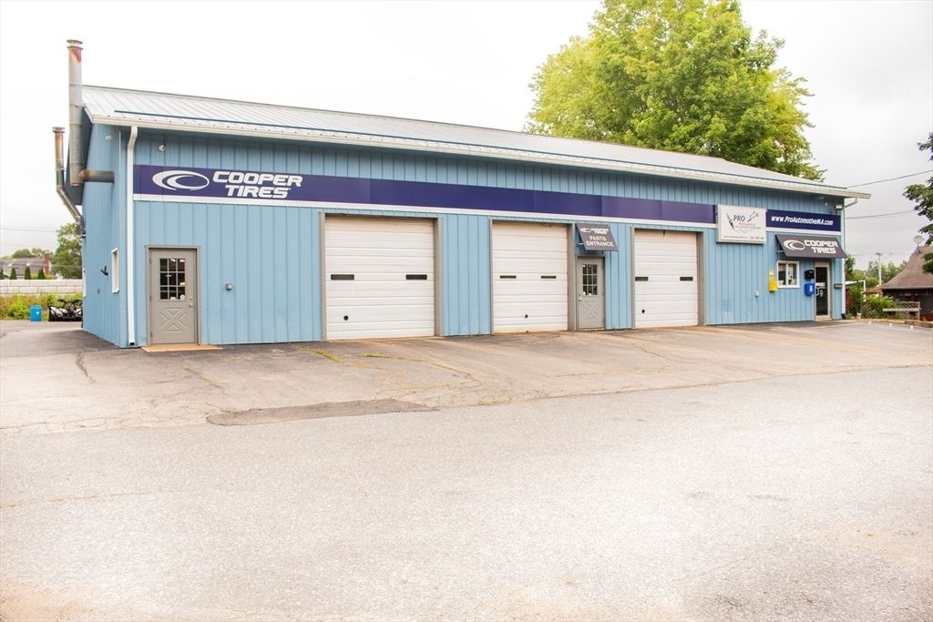 Detached Garage, Exterior