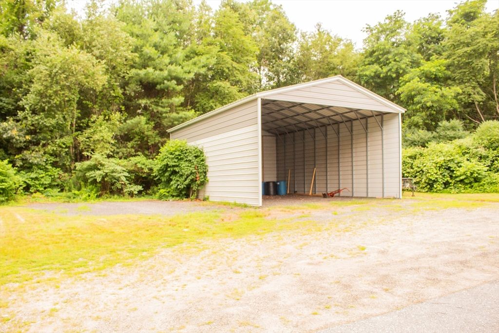 Backyard, Detached Garage, Exterior