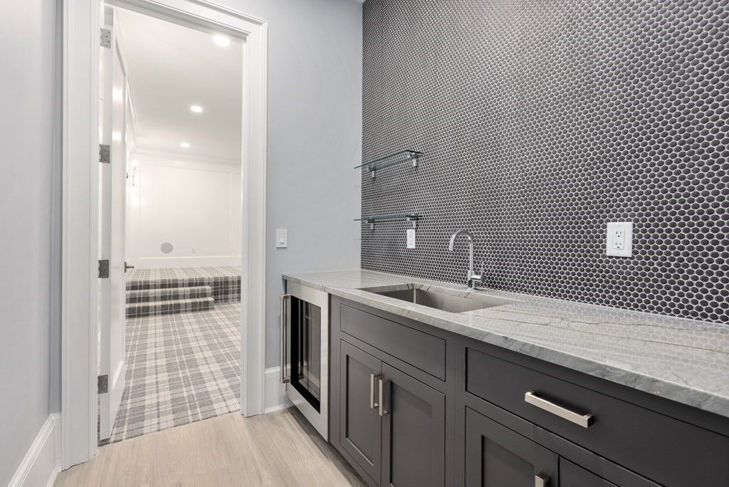 Bathroom, Interior, Recessed Lighting, Wood Texture Flooring