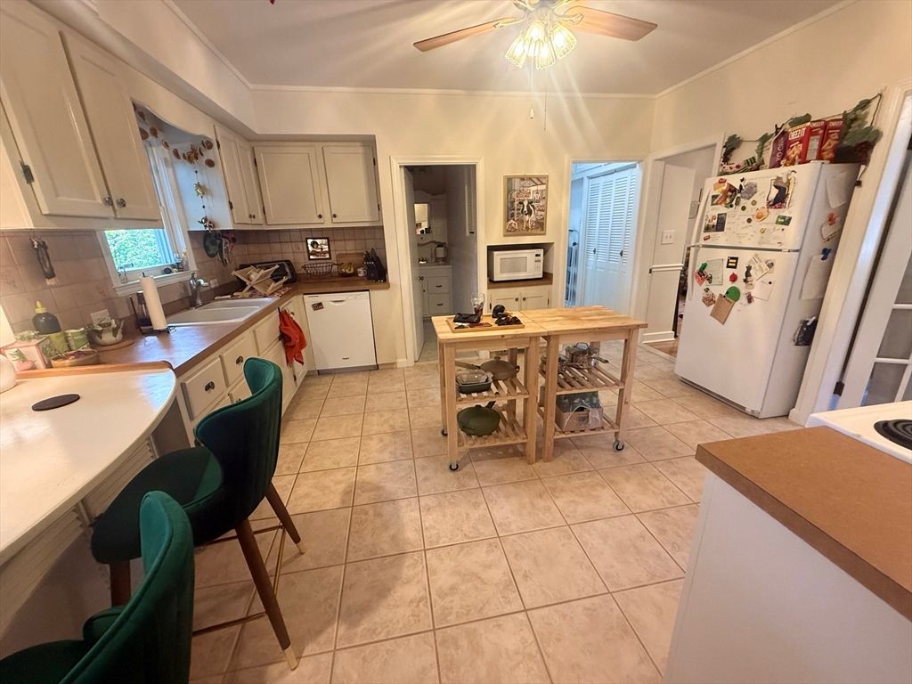 Dining room, Interior, Kitchen
