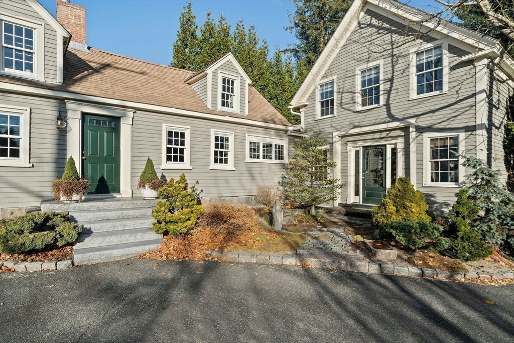 Exterior, Facade, Cape Cod