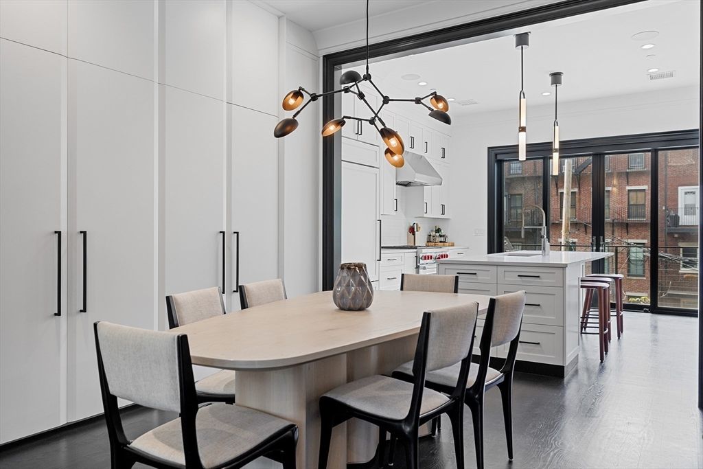 Dining room, Interior, Kitchen, Pendant Lights, Recessed Lighting, Wood Texture Flooring