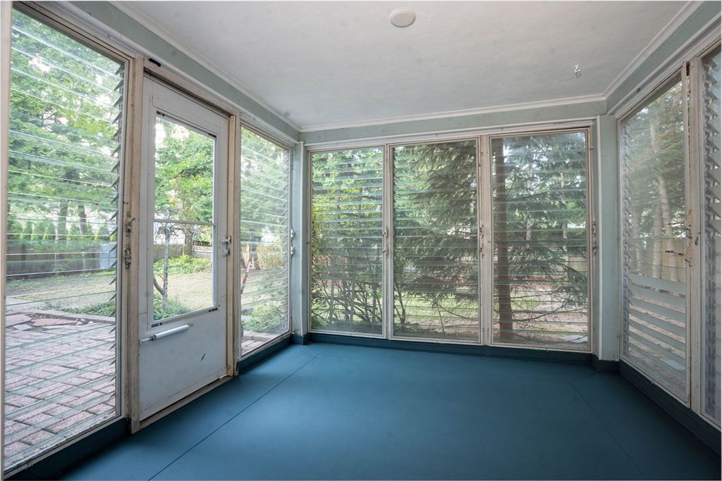 Empty room, Interior, Sun Room
