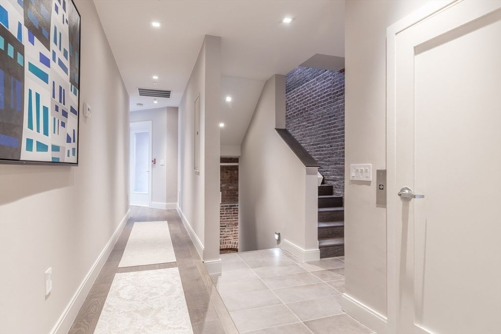 Interior, Recessed Lighting