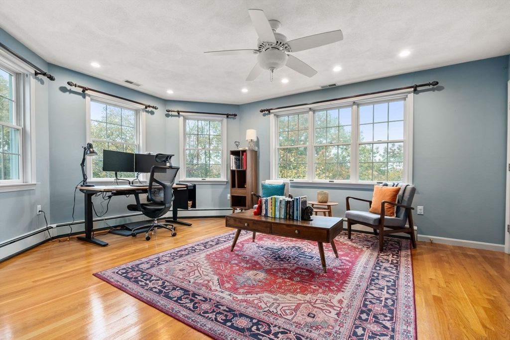 Home Office, Interior, Recessed Lighting, Wood Texture Flooring