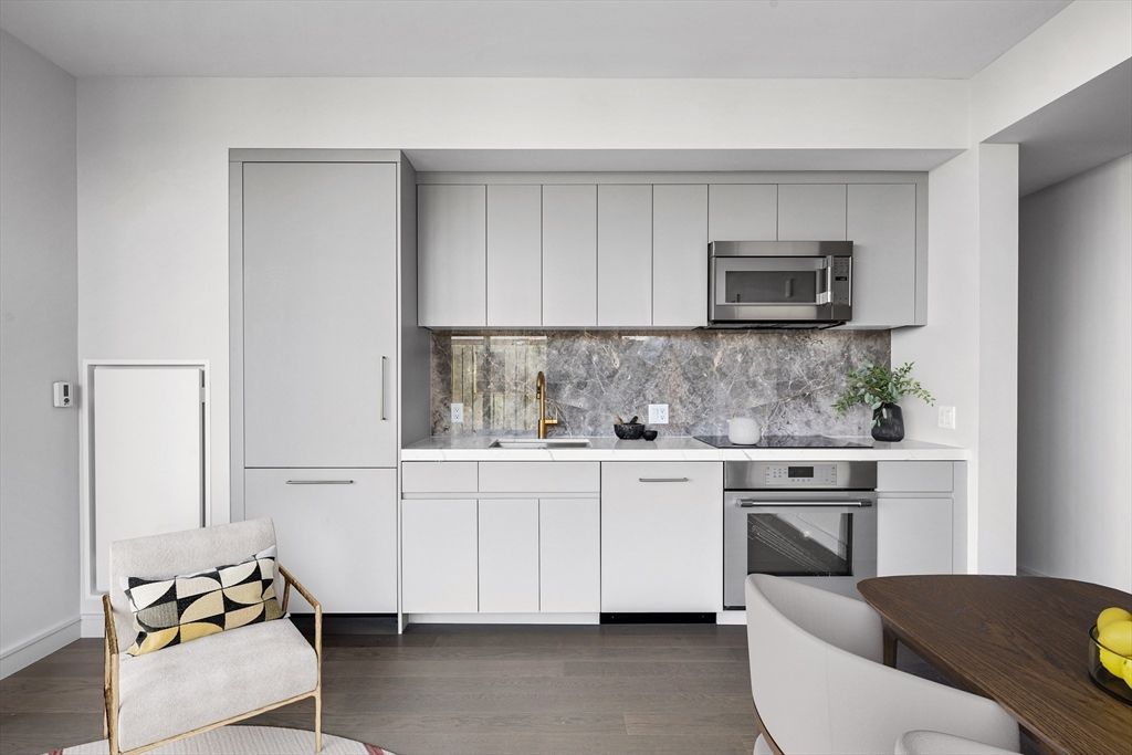 Interior, Kitchen, Stainless Steel Appliances, Wood Texture Flooring