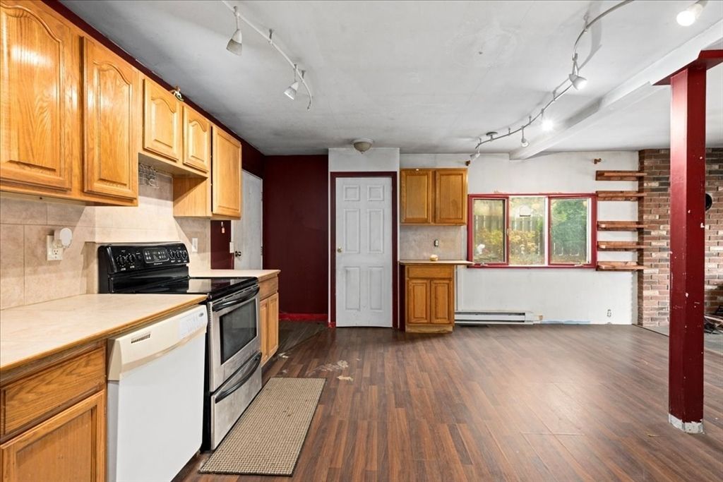 Interior, Kitchen, Wood Texture Flooring