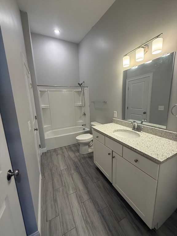 Bathroom, Interior, Recessed Lighting, Wood Texture Flooring