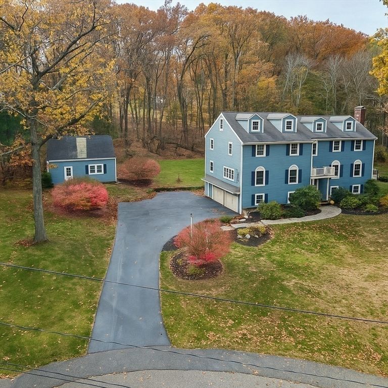 Exterior, Facade, Georgian