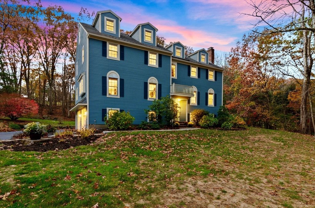 Backyard, Exterior, Facade, Georgian