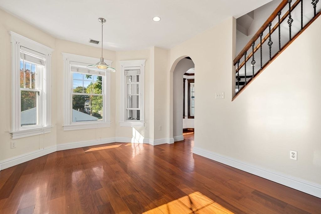 Empty room, Interior, Pendant Lights, Recessed Lighting, Wood Texture Flooring