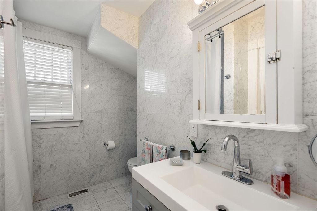 Bathroom, Interior, Marble Walls