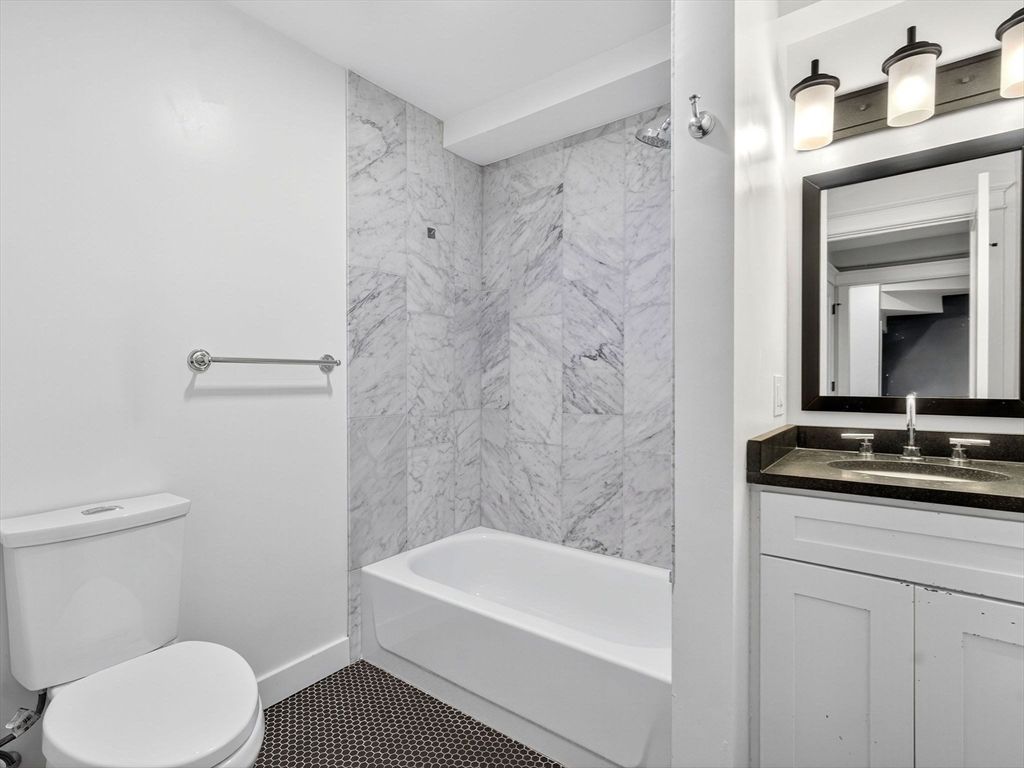 Bathroom, Interior, Marble Walls