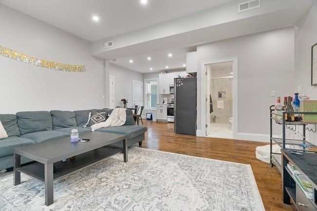 Interior, Kitchen, Living room, Recessed Lighting, Wood Texture Flooring