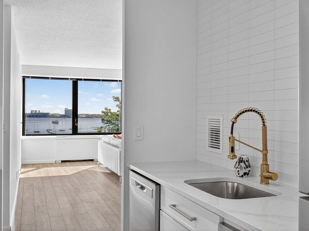 Interior, Kitchen, Water, Wood Texture Flooring