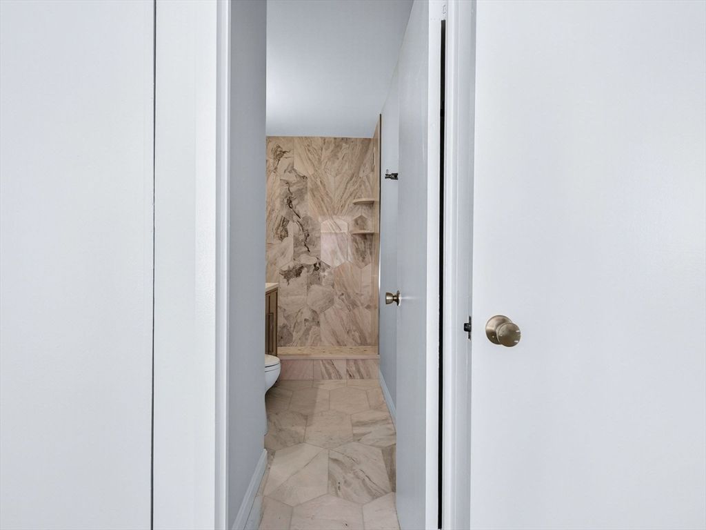 Bathroom, Interior, Marble, Marble Walls