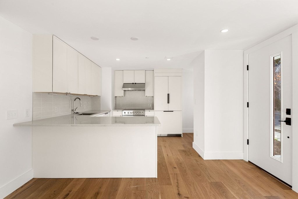Interior, Kitchen, Recessed Lighting, Wood Texture Flooring