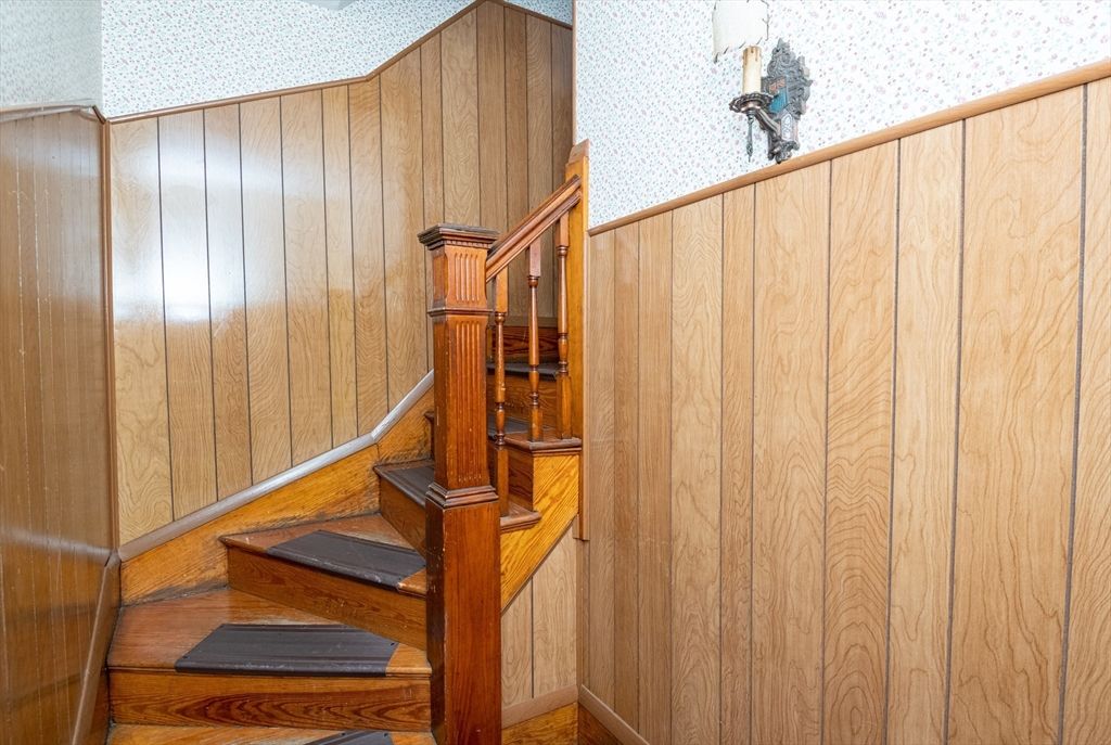 Interior, Wooden Walls