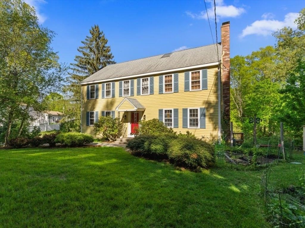 Backyard, Exterior, Facade, Georgian