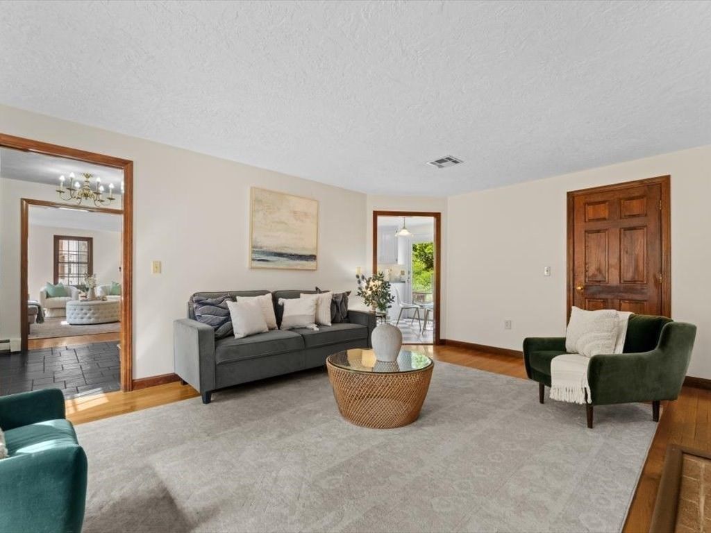 Chandelier, Interior, Living room, Wood Texture Flooring