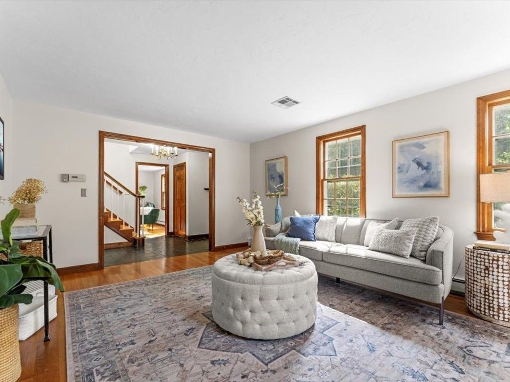 Chandelier, Interior, Living room, Wood Texture Flooring