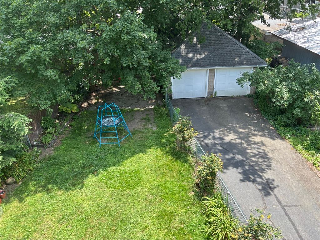Backyard, Detached Garage, Exterior