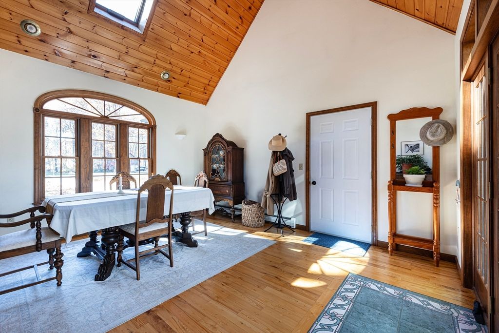 Interior, Recessed Lighting, Wooden Ceilings, Wood Texture Flooring