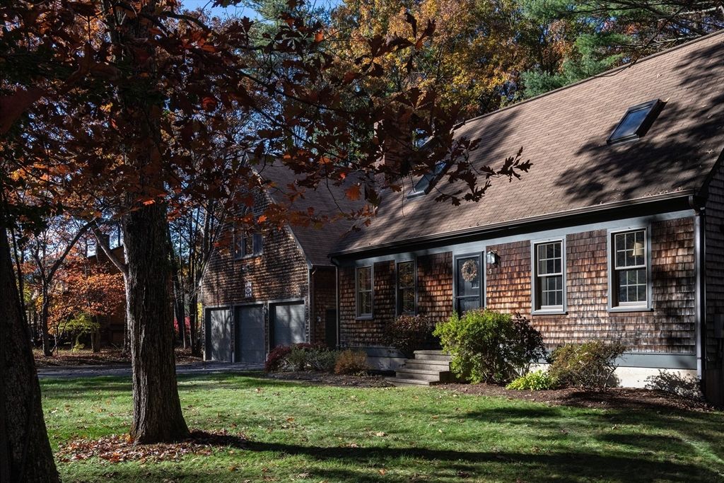 Exterior, Facade, Brick Facade, Cape Cod