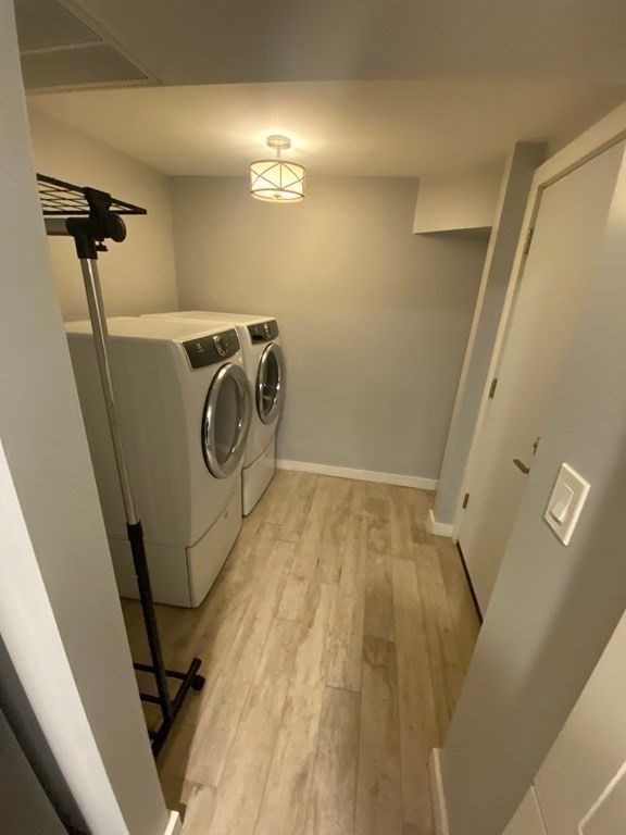 Interior, Washer, Wood Texture Flooring