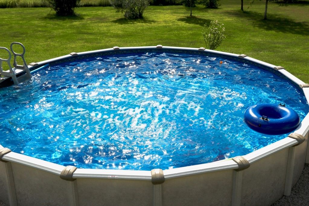 Backyard, Exterior, Pool