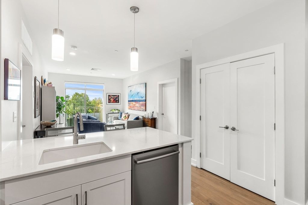 Interior, Kitchen, Pendant Lights, Recessed Lighting, Wood Texture Flooring