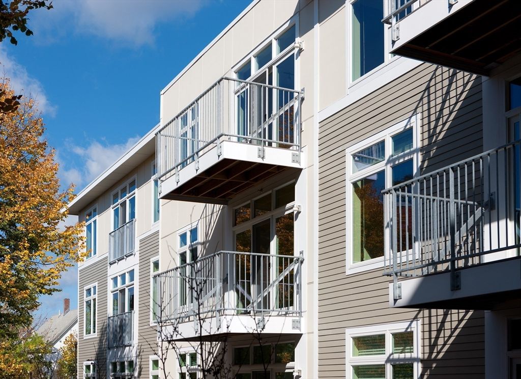 Exterior, Facade, None