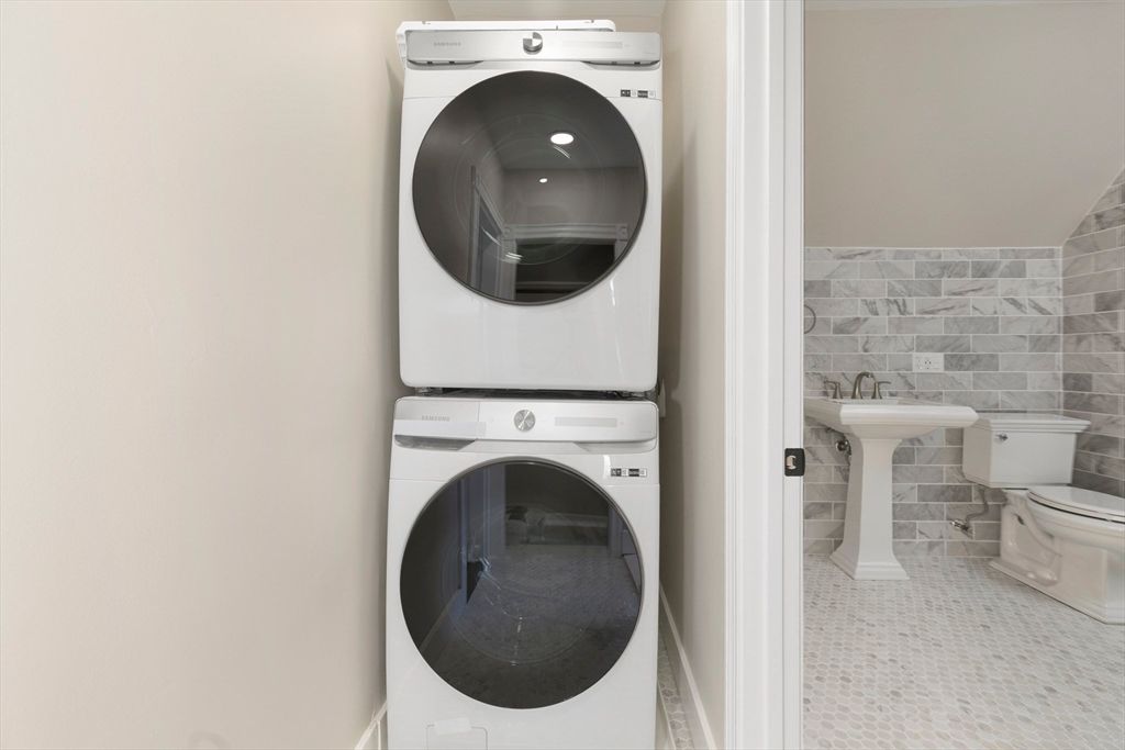 Interior, Utility Closets, Washer