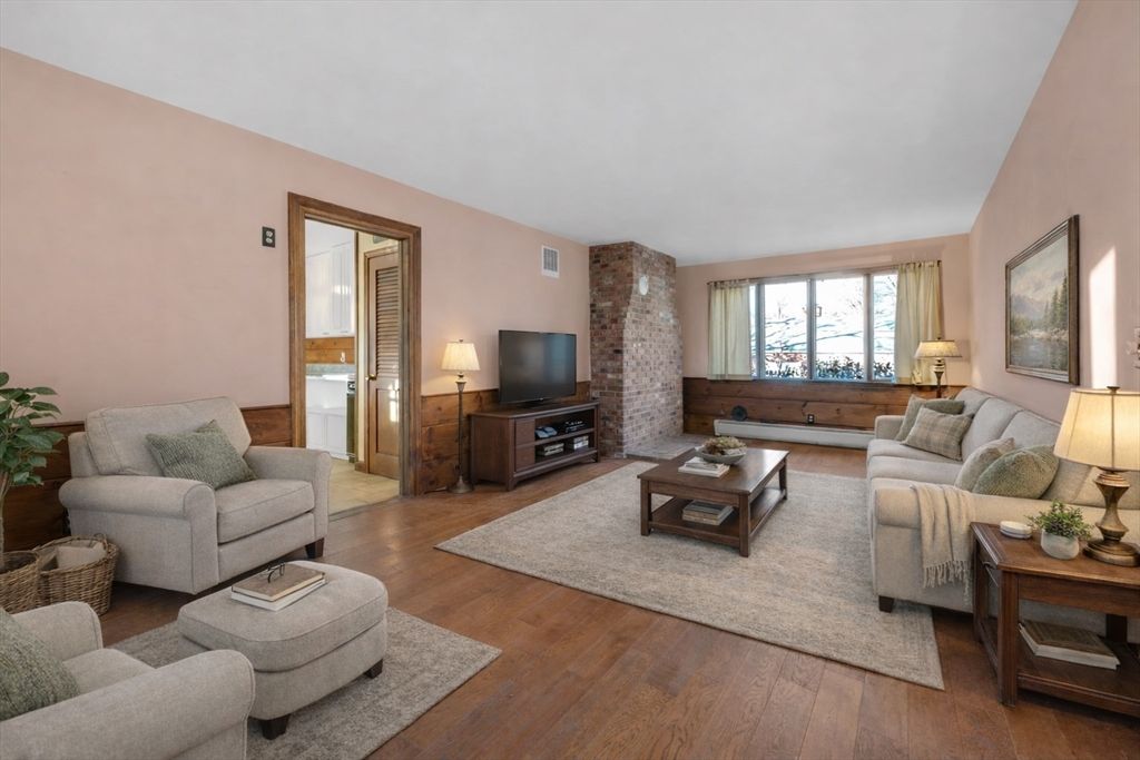 Empty room, Fireplace, Interior, Wood Texture Flooring