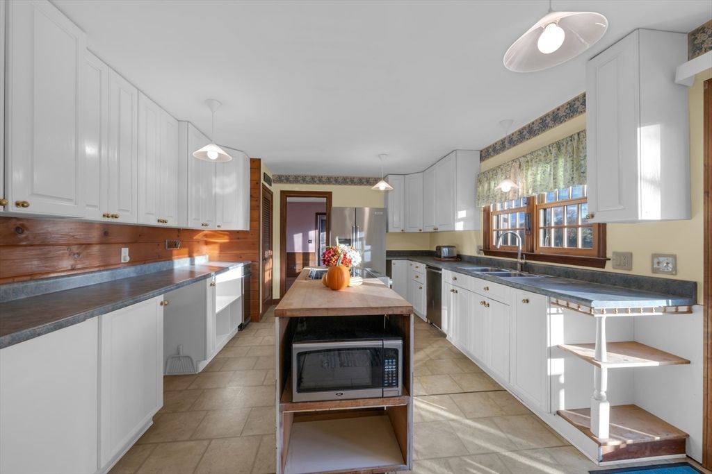 Interior, Kitchen, Pendant Lights