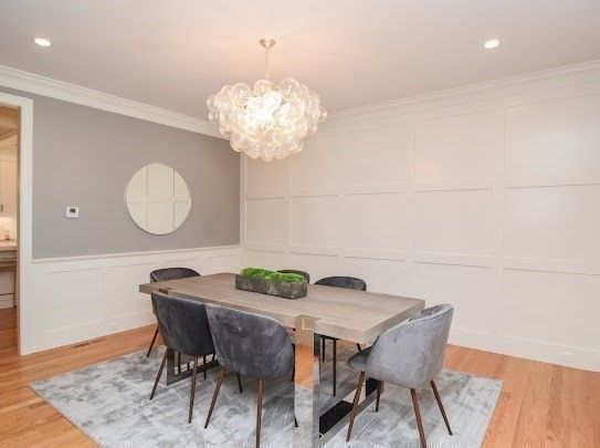 Chandelier, Dining room, Interior, Recessed Lighting, Wood Texture Flooring