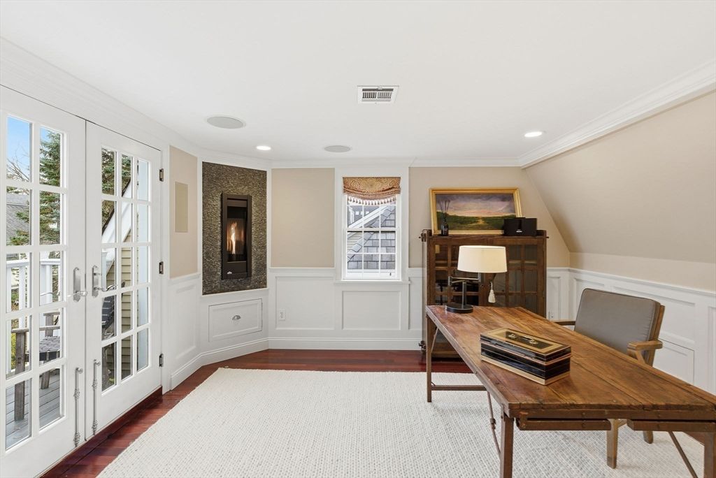 Home Office, Interior, Recessed Lighting, Wood Texture Flooring