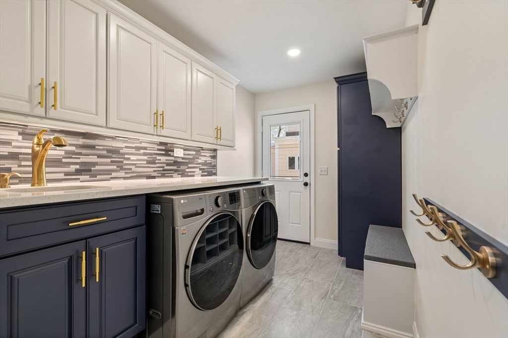 Interior, Recessed Lighting, Washer