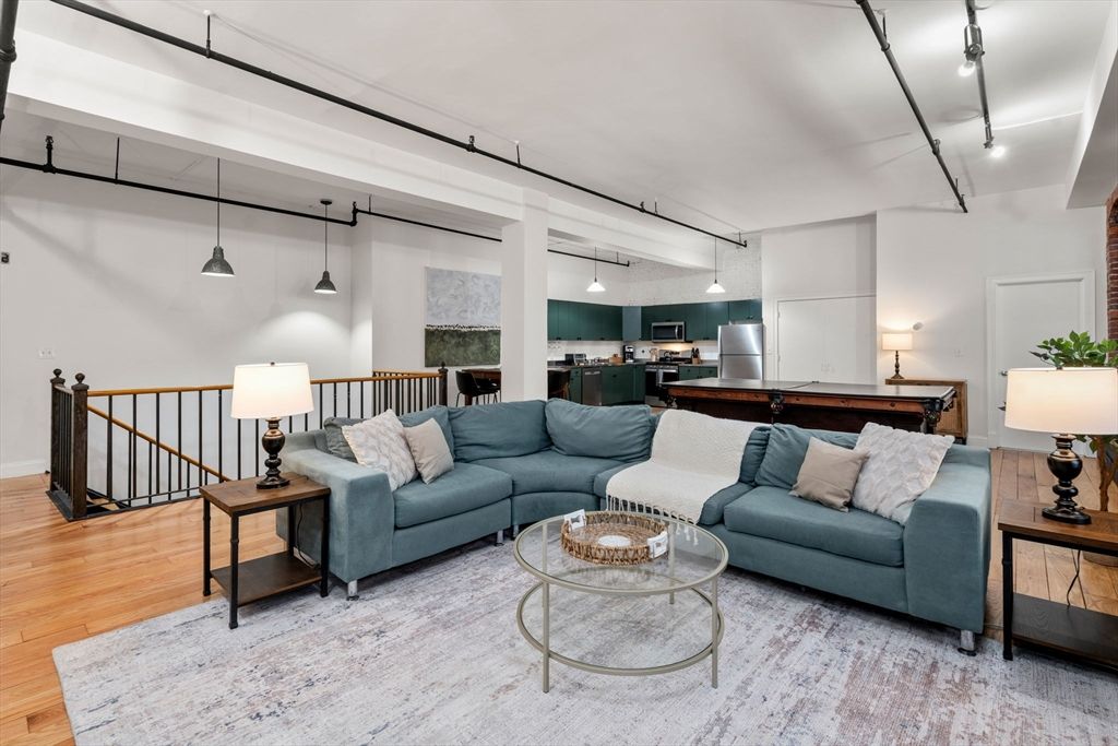 Interior, Kitchen, Living room, Pendant Lights, Stainless Steel Appliances, Wood Texture Flooring