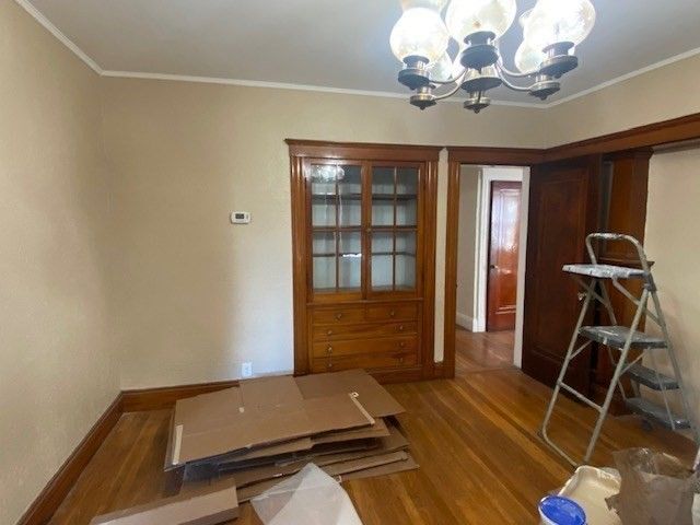 Chandelier, Interior, Wood Texture Flooring