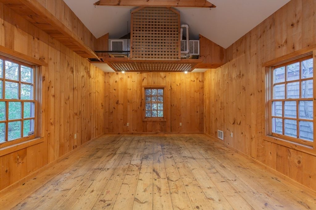 Empty room, Interior, Wooden Beams, Wood Texture Flooring, Wooden Walls