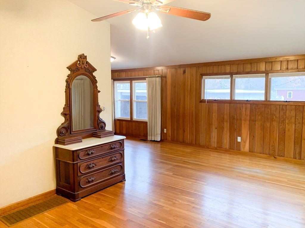 Empty room, Interior, Wood Texture Flooring, Wooden Walls
