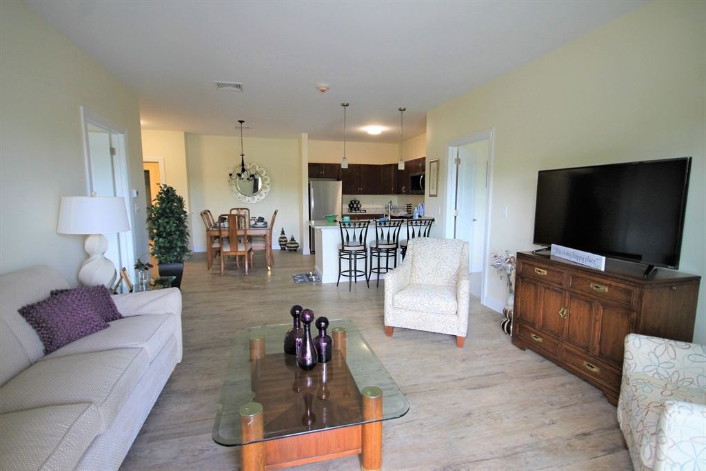 Dining room, Interior, Kitchen, Living room, Pendant Lights, Wood Texture Flooring