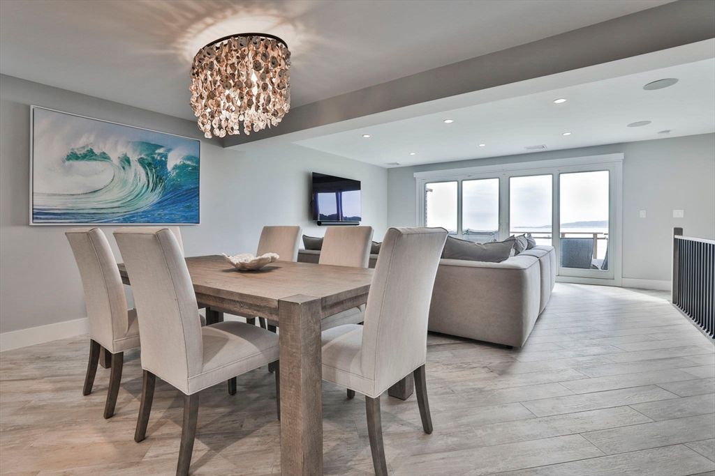 Chandelier, Dining room, Interior, Living room, Recessed Lighting, Wood Texture Flooring